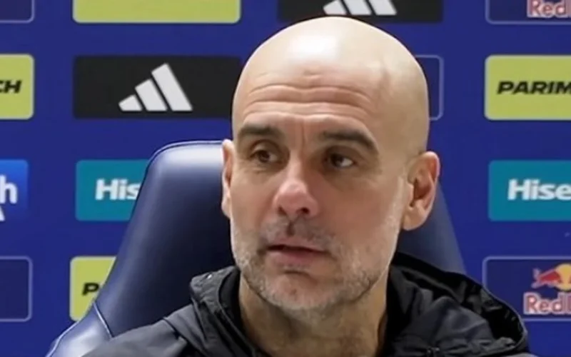 جوارديولا ينتقد جماهير ليدز بسبب صافرات الاستهجان خلال الإفطار الرمضاني